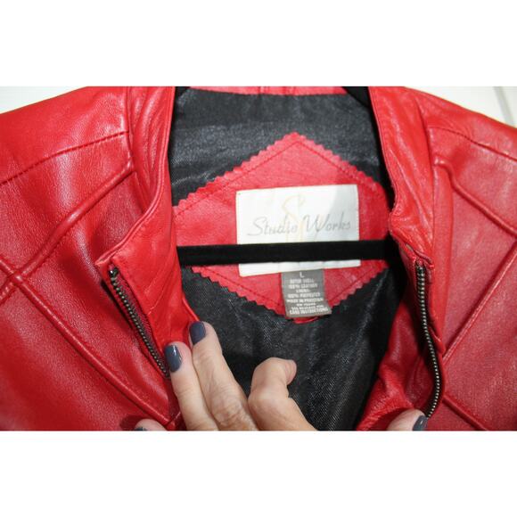 Studio Works Vintage 1990's Red Genuine Leather Zip Front Jacket sz L - Picture 3 of 4